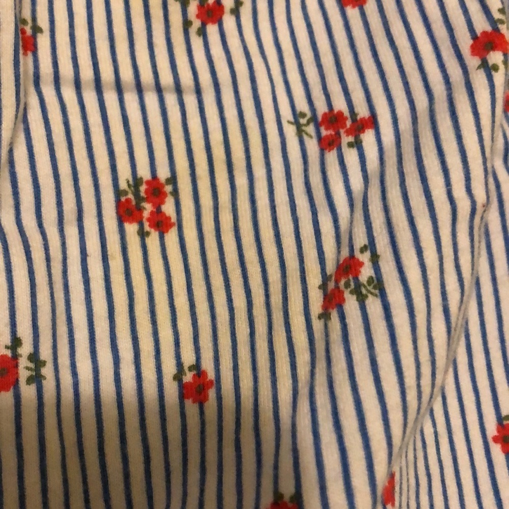 Carter’s Romper - Picture 3 of 3